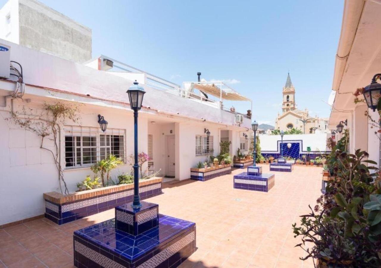 Supreme City Centre & Parking Malaga Exterior photo
