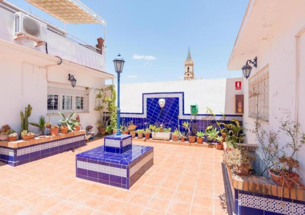 Supreme City Centre & Parking Malaga Exterior photo